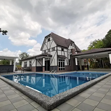 Besla Homestay: A'Famosa Villa with Private Pool and Karaoke Malacca Exterior photo