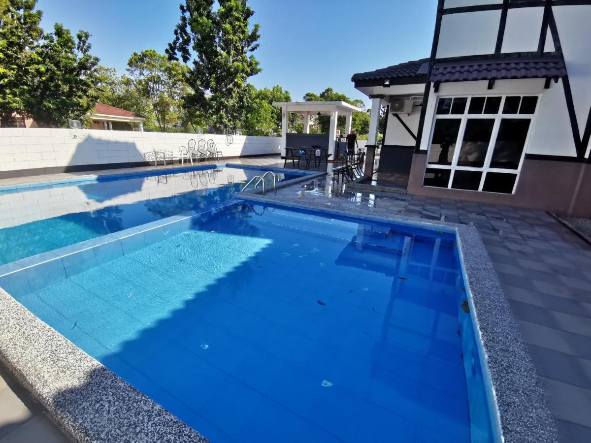 Holiday home Besla Homestay: A'famosa With Private Pool And Karaoke *